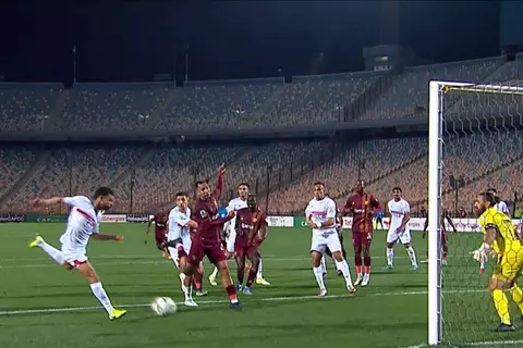 فرصة هدف دونجا أمام ستيلينبوش 