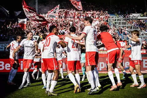 أهداف مباراة هولشتاين كيل وفرايبورج