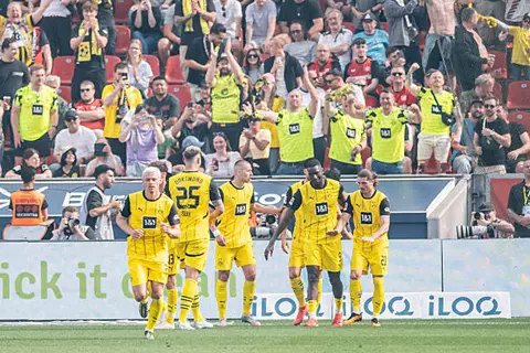 أهداف مباراة باير ليفركوزن وبروسيا دورتموند