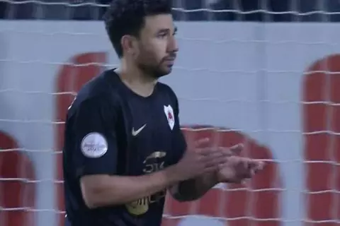 تريزيجيه يسجل ركلة جزاء أمام الدحيل في كأس قطر