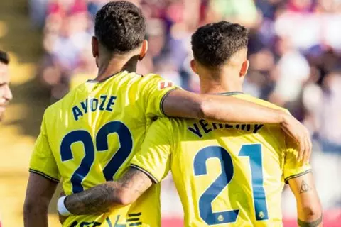 هدف فياريال الأول أمام برشلونة