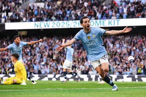 هدف مانشستر سيتي الثاني أمام بورنموث (سيلفا)