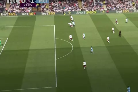 عمر مرموش يساهم في الهدف الأول لمانشستر سيتي أمام فولهام 