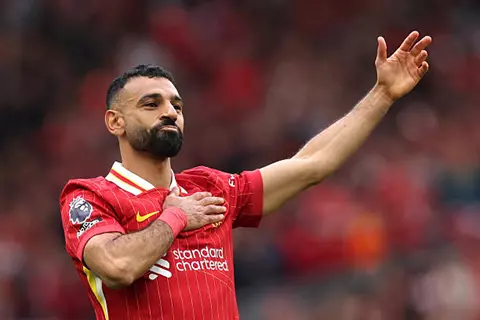 محمد صلاح يسجل هدف ليفربول أمام كريستال بالاس