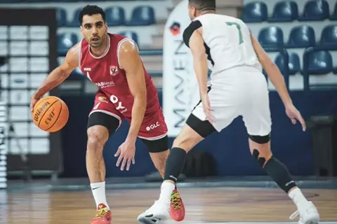 لحظة التقدم الأول من الأهلي على الاتحاد السكندري في نهائي دوري السوبر لكرة السلة 