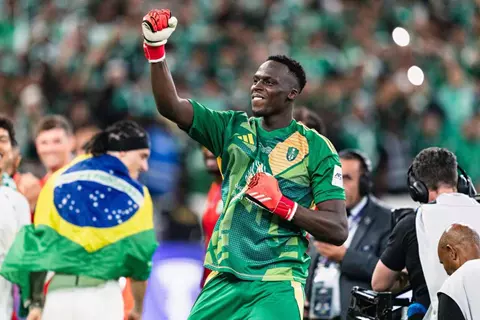 تتويج ميندي أفضل حارس مرمى في دوري أبطال آسيا