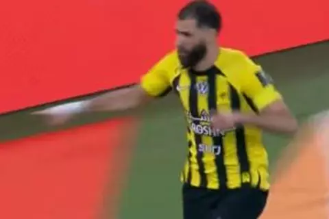 هدف اتحاد جدة الثالث أمام القادسية