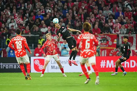 أهداف مباراة ماينز وفرانكفورت