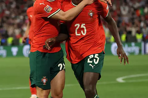 هدف البرتغال الأول أمام إسبانيا
