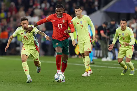 أهداف مباراة البرتغال وإسبانيا