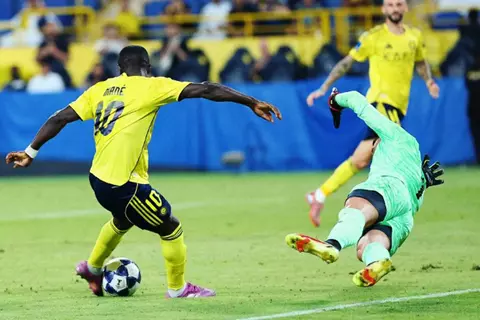 ساديو ماني يسجل هدفا رائعا للنصر امام استقلول في دوري أبطال آسيا2