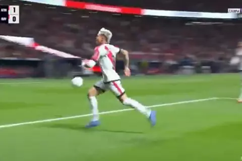 هدف صاروخي في شباك الحارس أوبلاك 