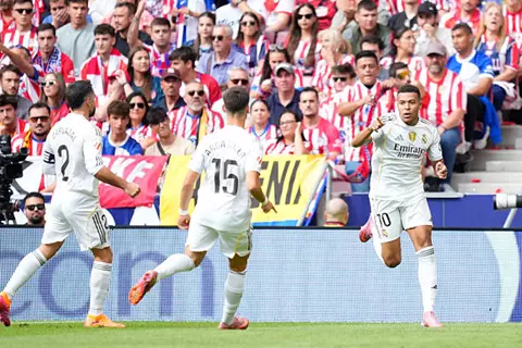 هدف ريال مدريد الأول أمام أتلتيكو مدريد (مبابي)