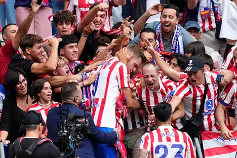 هدف أتلتيكو مدريد الثاني أمام ريال مدريد (سورلوث)