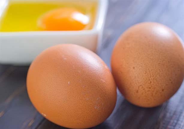 البيض النيئ يهددك بعدوى السالمونيلا! اكتشف لماذا                                                                                                                                                        