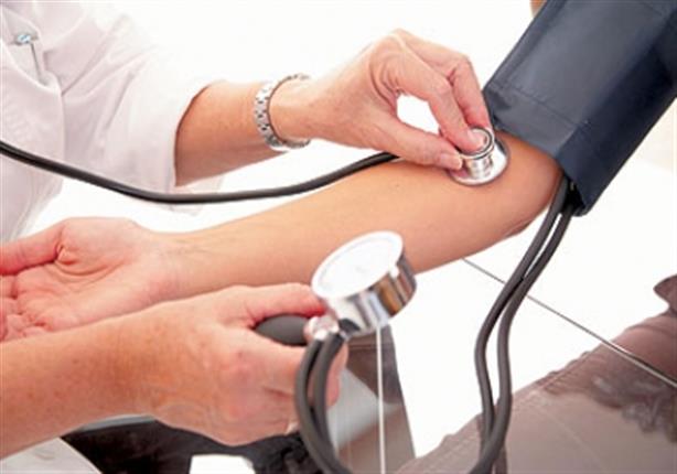 الانخفاض السريع لضغط الدم للشباب مرتبط بفرص الإصابة بالخرف                                                                                                                                              