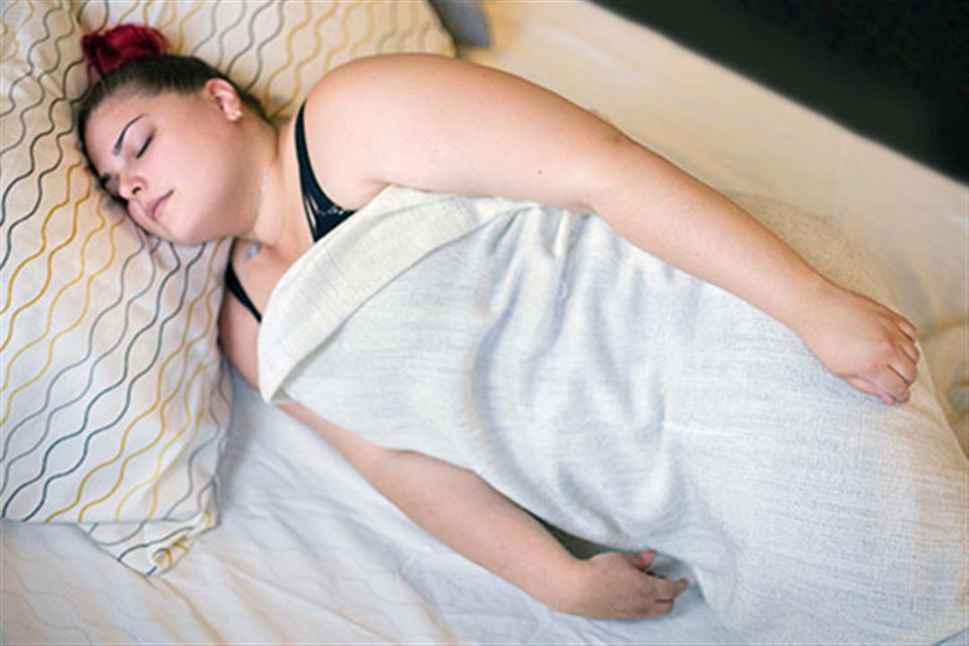 493ss_webmd_ed_woman_sleeping_in_log_position