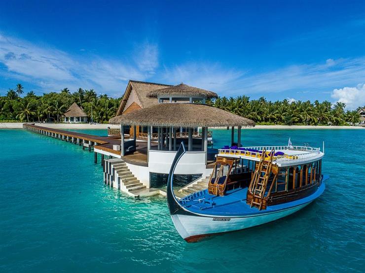 Mercure Maldives Kooddoo Resort.