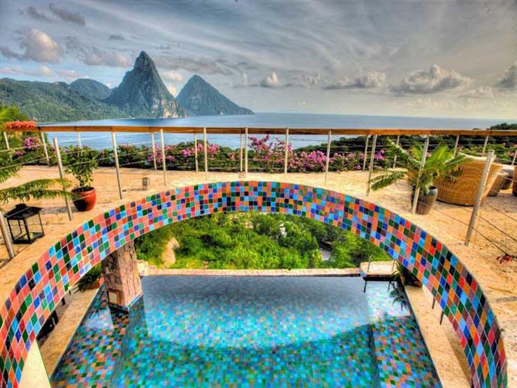 2. Jade Mountain Resort Pool