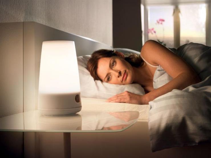 للنساء.. إحذرن التعرض للضوء أثناء النوم