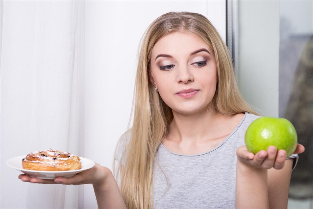 healthy-food-swap-choice-apple (1)