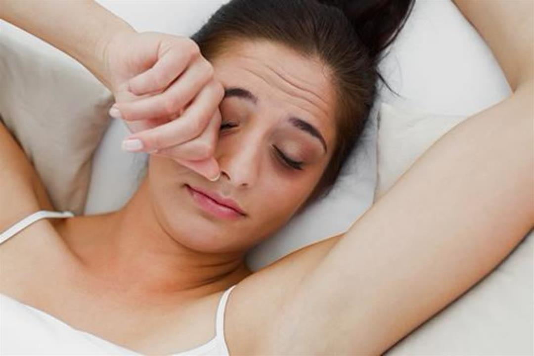 تأثير قلة النوم على العين