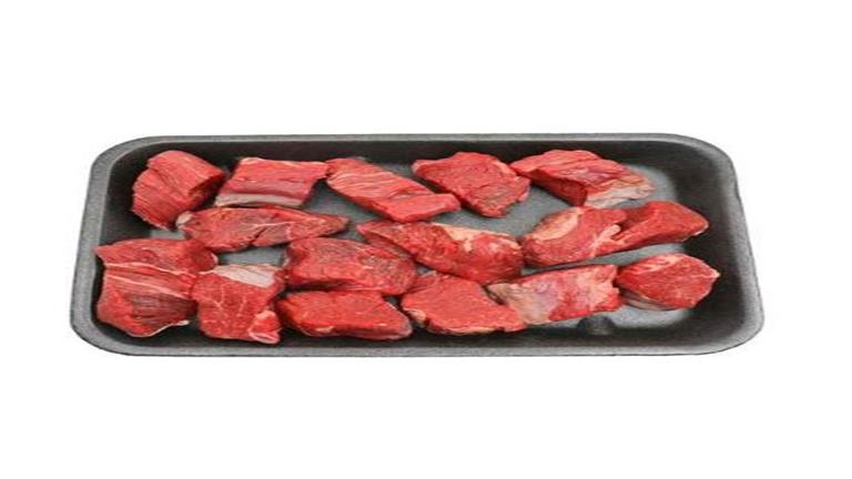 كيلو مكعبات لحم بقري بلدي حوالي 8 قطع، بـ 97.97 بدلا من 107.47 جنيه.