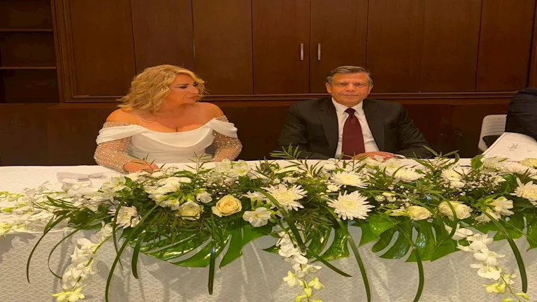 إيناس الدغيدي وعريسها