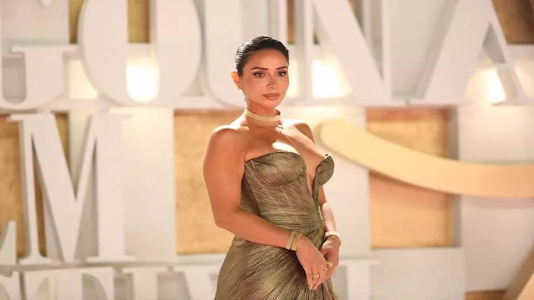 90f3c0e3-b9d0-4acb-b9df-eb2aae616fd0_11zon