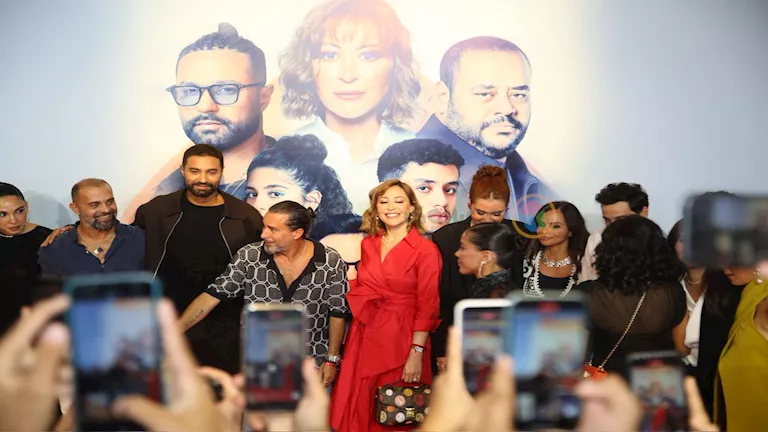 منة شلبي وهادي الباجوري وكريم فهمي في عرض فيلم هيبتا 2