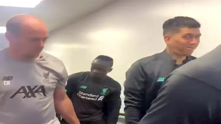 فيرمينيو بين ماني وصلاح بعد أزمتهما