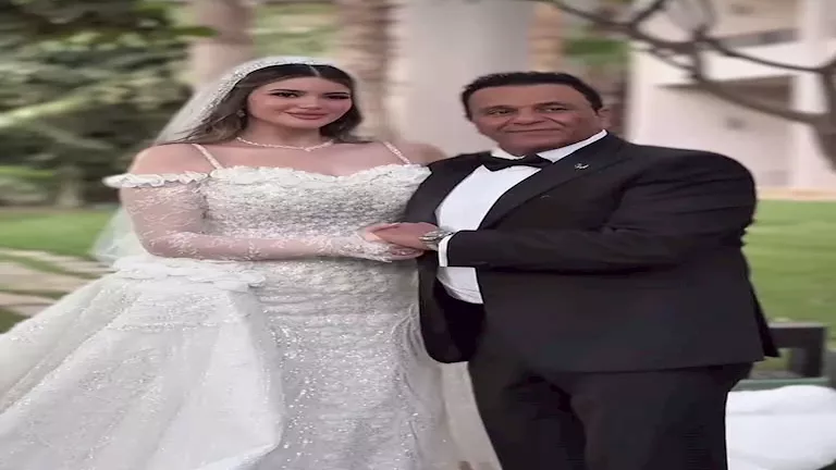 محمد فؤاد مع ابنته بسملة في حفل زفافها_16