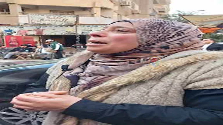 والدة المتهم 