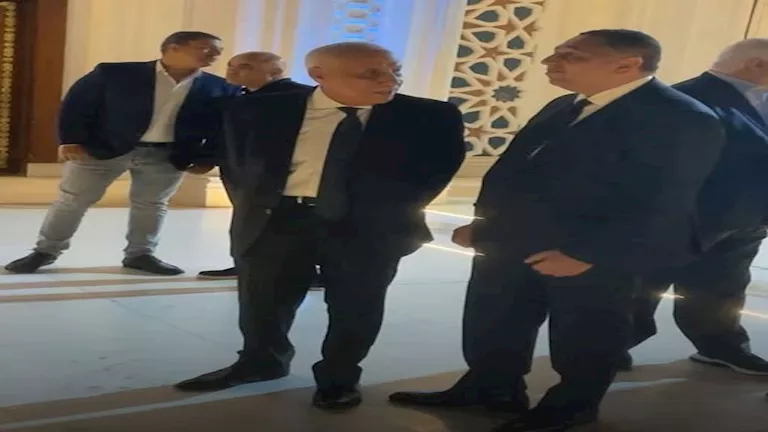 حسين لبيب من عزاء والدة عمرو الجنايني (1)