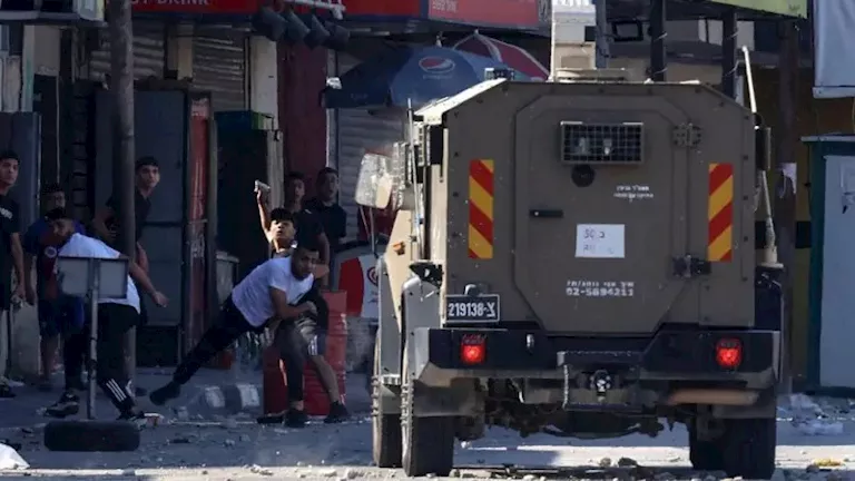 2e2e06b0-7ea4-11f0-9b5a-93b6ac298424_1_11zon