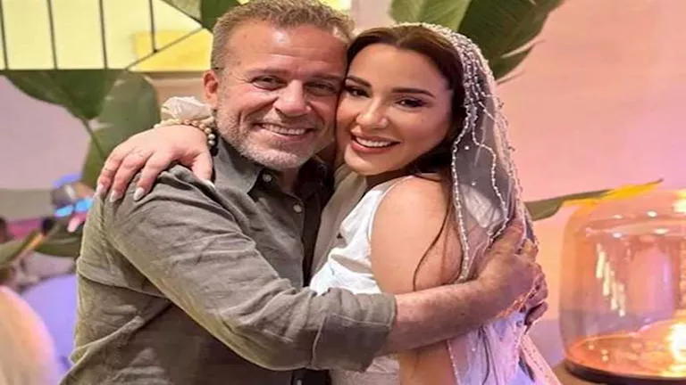 شريف منير و اسما