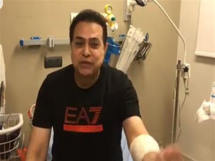 بعد تعرضه لحادث سير.. حكيم يطمئن جمهوره بفيديو من المستشفى