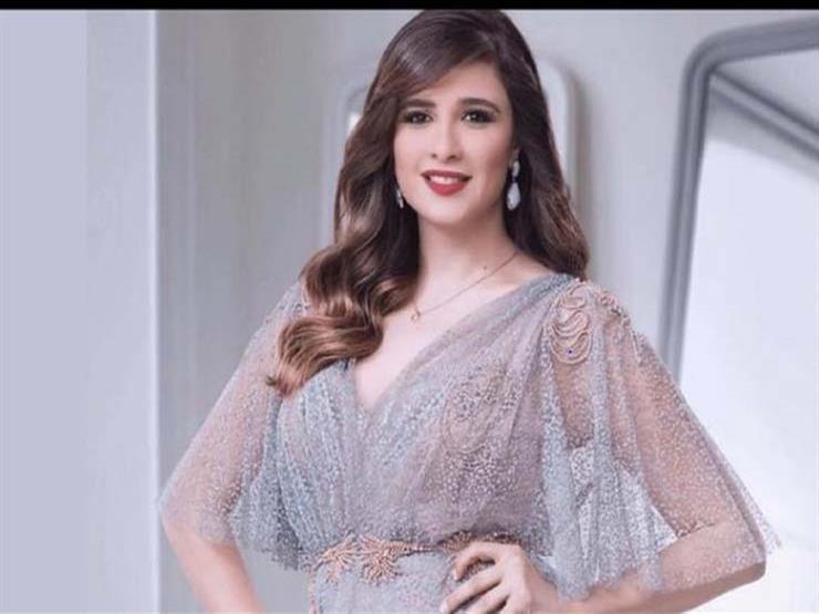 الفنانة ياسمين عبد العزيز