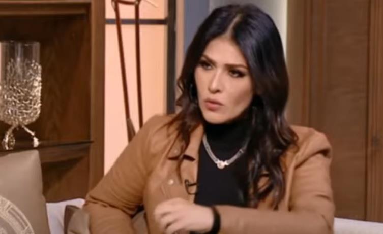 الفنانة بسمة