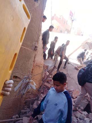 انهيار منزل من 3 طوابق في بني سويف  (2)