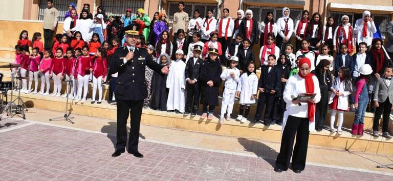 وفد من كلية الشرطة يزور مدرسة الشهيد إبراهيم الرفاعي