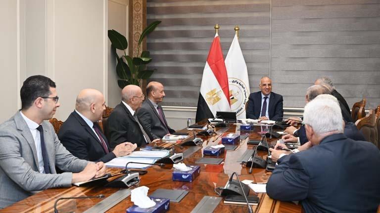 تفاصيل لقاء وزير الري رئيسَ المجلس المصري للشؤون الخارجية