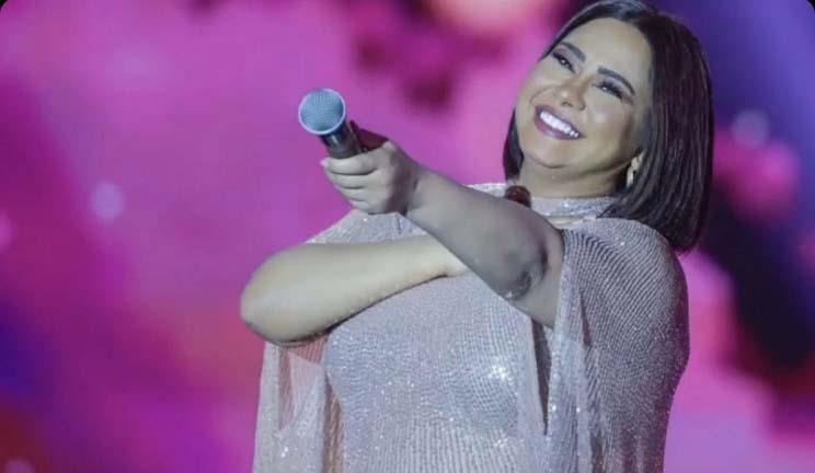 شيرين  سعيدة بالجمهور