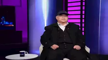 عادل إمام حلف بالطلاق.. علاء زينهم ضيف برنامج بالخط العريض مع إيمان أبو طالب 1