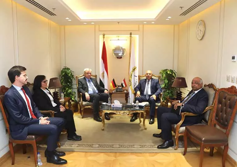 كامل الوزير يبحث مع سفير ألمانيا بالقاهرة سبل تعزيز التعاون المشترك (2)