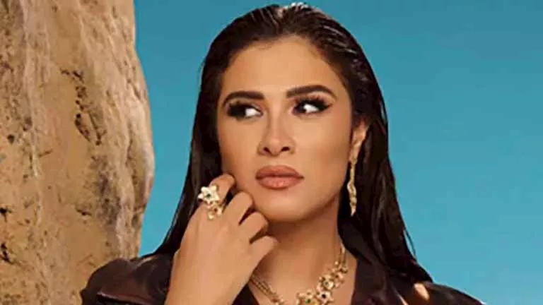 ياسمين عبد العزيز_10