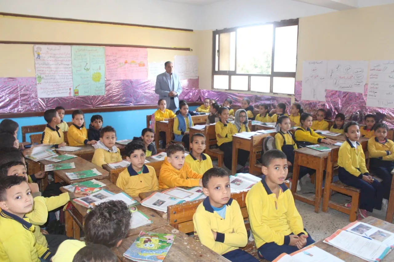 مدير تعليم الجيزة يتفقد مدارس الصف والعياط والبدرشين