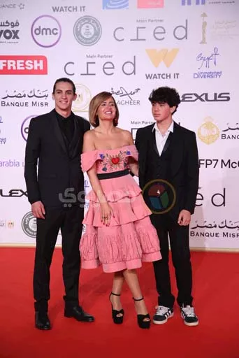 هنا شيحة وابنائها في مهرجان القاهرة السينمائي (4)