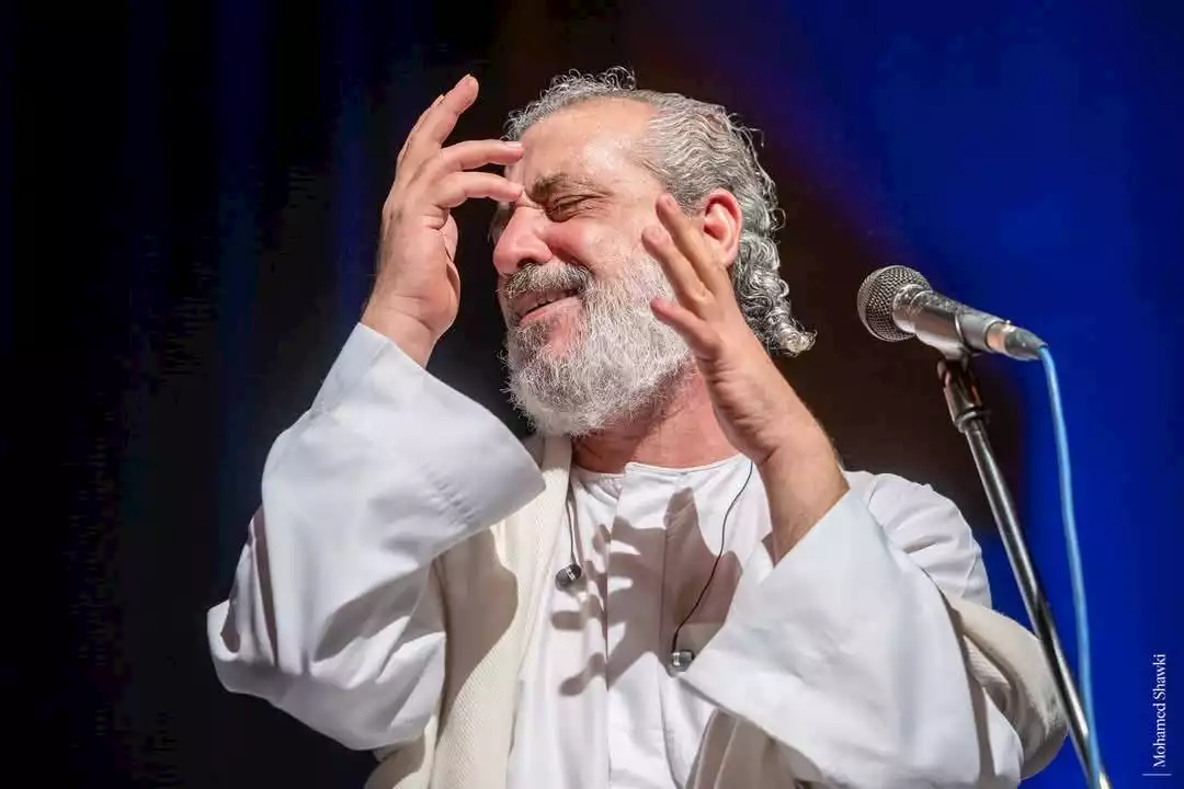 المنشد عامر التوني