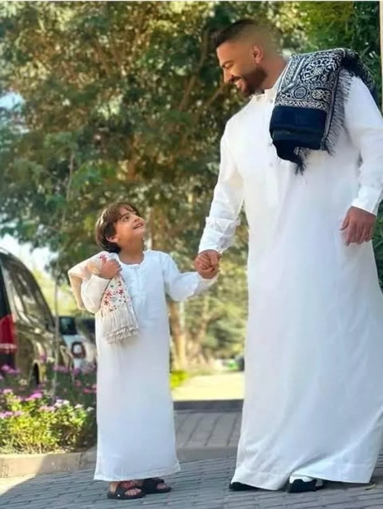 عمليتين كبار تامر حسني يعلق على الأزمة الصحية لنجله وقصة مرضه_7